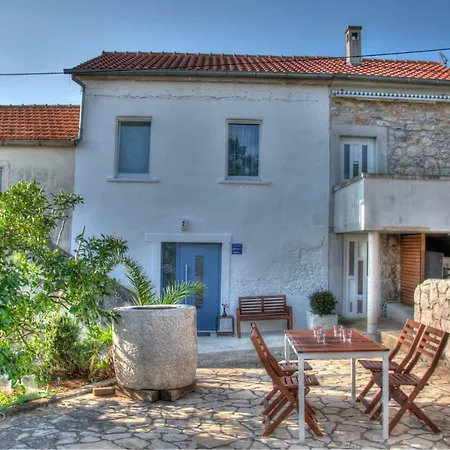 Apartmani Harmonija Zman Exterior photo